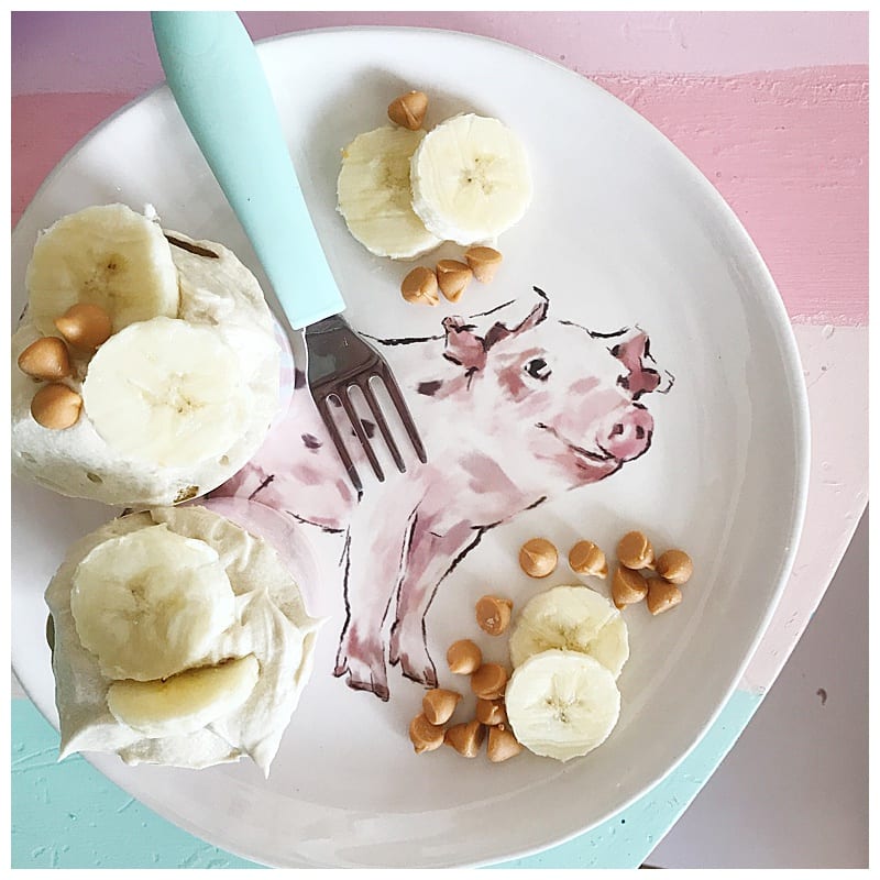 cupcakes with banana slices and butterscotch chips